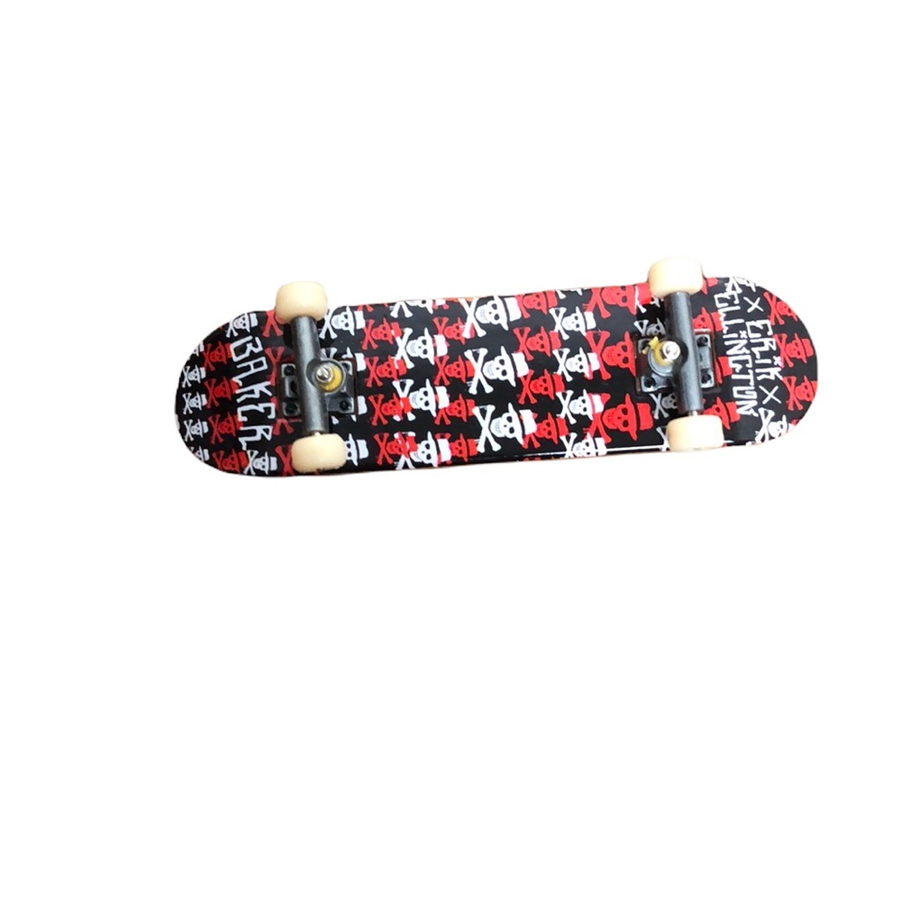 Tech Deck Erik Ellington Baker Skull Cross Bones Fingerboard